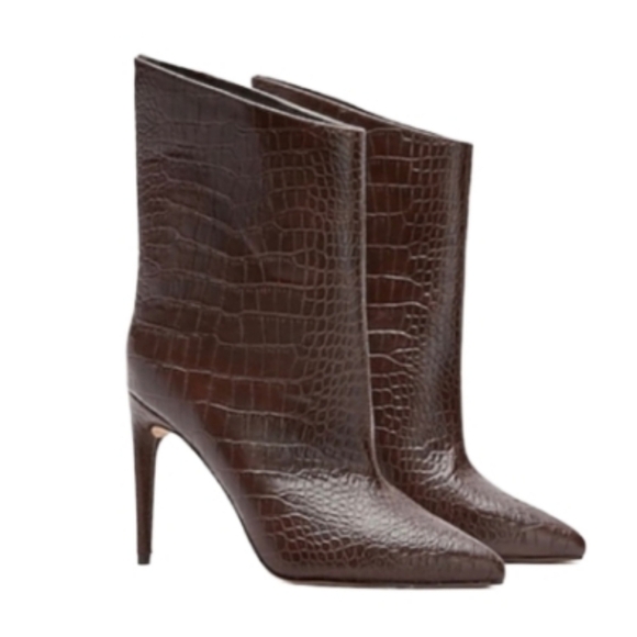 NEW! EXPRESS Embossed Crocodile Vegan Leather Ankle Boots Booties. - Picture 1 of 6